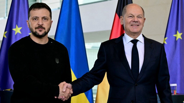 Le président ukrainien, Volodymyr Zelensky et le chancelier allemand Olaf Scholz.