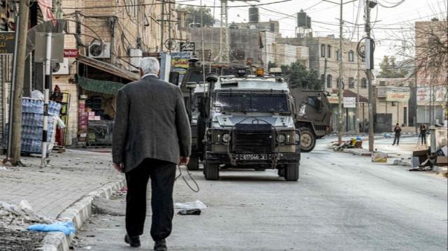 L'armée d'occupation lors d'un raid dans le nord de la Palestine occupée.