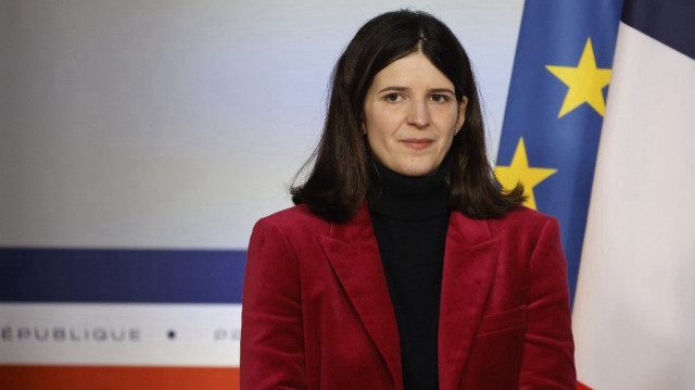 La secrétaire d'État française à l'IA et aux technologies numériques, Clara Chappaz, assiste à une conférence de presse à l'issue d'un Conseil des ministres à Paris, le 15 janvier 2025.