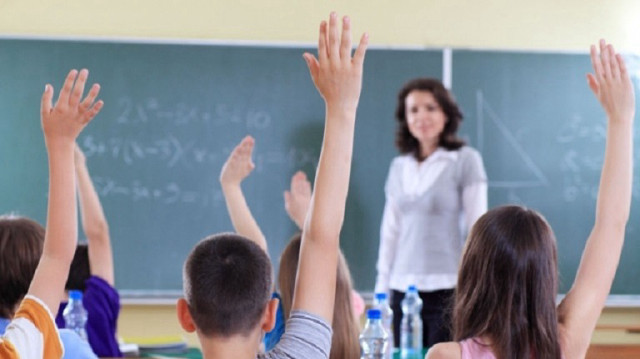 Sözleşmeli öğretmen istihdamına ilişkin yönetmelik Resmi Gazete'de