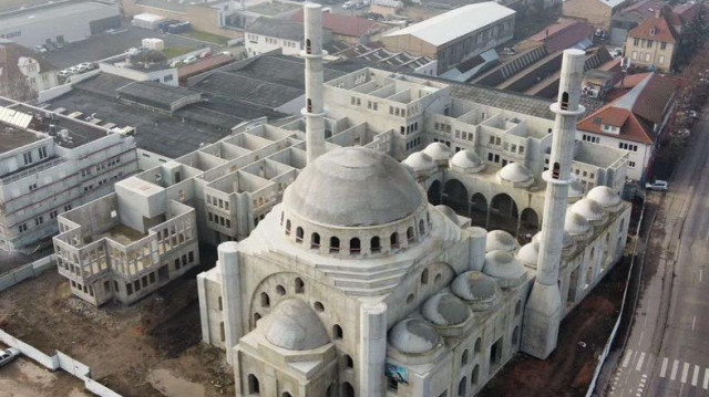 La mosquée Eyyub Sultan de Strasbourg en chantier, le 13 juillet 2024.