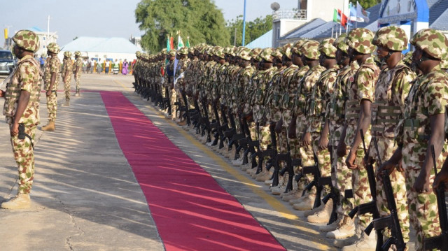 Les soldats de l'armée du Nigéria.