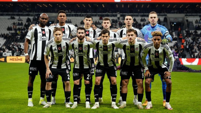 Beşiktaş, Süper Lig'de topladığı 26 puanla 6. sırada yer alıyor.