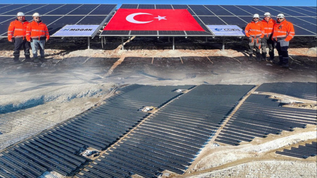 Mogan Enerji Yatırım Holding A.Ş., Kocatepe RES 32,5 MW kapasiteli hibrit GES projesinin elektrik üretimine başladı.