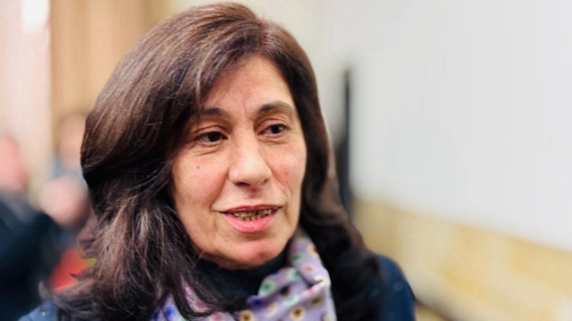 Khalida Jarrar, dirigeante palestinienne libérée, dénonce les conditions inhumaines dans les prisons israéliennes, le 21 janvier 2025.