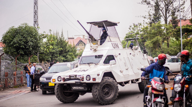 Des soldats de la Mission de stabilisation de l'Organisation des Nations Unies en République démocratique du Congo (MONUSCO) assurent l'évacuation du personnel civil non essentiel à Goma, le 25 janvier 2025.