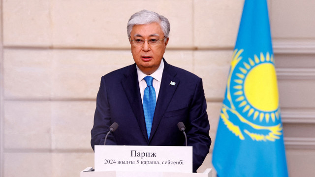 Le président kazakh Kassym-Jomart Tokayev au palais de l'Élysée à Paris, le 5 novembre 2024.