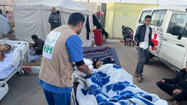 La Fondation pour les droits de l'homme, les libertés et l'aide humanitaire (IHH) continue de fournir une aide médicale ininterrompue à Gaza, sous attaque israélienne, le 07 janvier 2025.