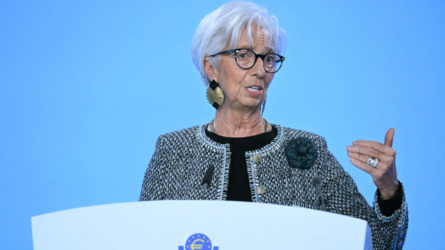 Christine Lagarde, présidente de la Banque centrale européenne (BCE), lors d'une conférence de presse sur la politique monétaire de la zone euro, au siège de la banque centrale à Francfort-sur-le-Main, dans l'ouest de l'Allemagne, le 12 décembre 2024.