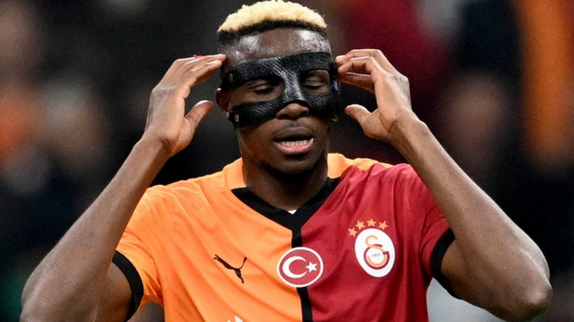 L'attaquant nigérian de Galatasaray, Victor Osimhen, lors du match de la 4ᵉ journée de la phase de ligue de l'UEFA Europa League entre Galatasaray et Tottenham à Istanbul, le 7 novembre 2024.