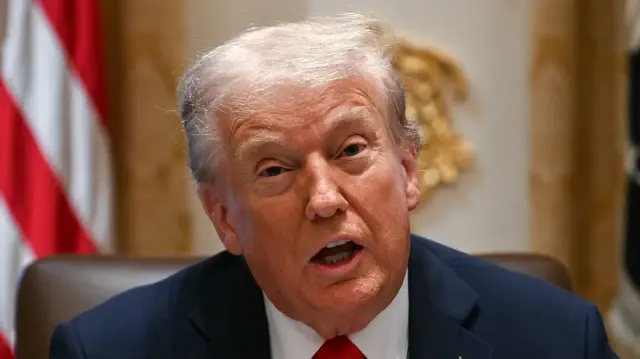 Trump a déclaré jeudi qu'il essaierait de se rendre en Égypte pour la signature d'un accord de cessez-le-feu à Gaza et de libération des otages entre Israël et le Hamas.