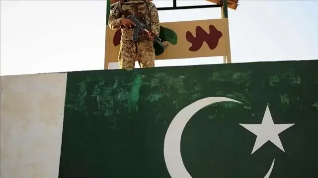 Pakistan Army Kills 30 Militants in Retaliatory Operations