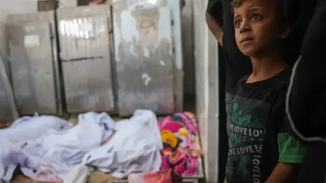 Le ministre israélien de la Défense a lancé un dernier avertissement aux habitants de la ville de Gaza, leur enjoignant de fuir vers le sud le 1er octobre, alors que le mouvement palestinien Hamas examinait le dernier plan américain visant à mettre fin à la guerre dans le territoire palestinien assiégé.