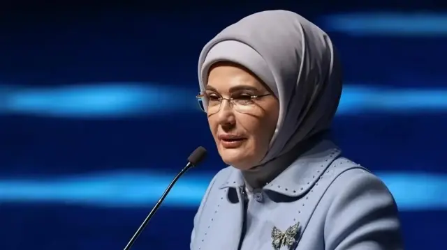 Emine Erdoğan'dan Dünya Kız Çocukları Günü mesajı 