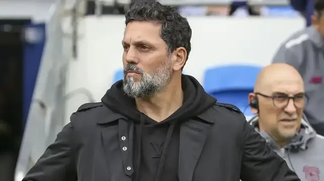 Erol Bulut, son olarak İngiltere Championship ekiplerinden Cardiff City'de görev yapmıştı.