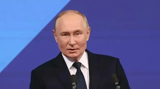 Putin Backs Trump's Peace Efforts, Criticizes Nobel Committee