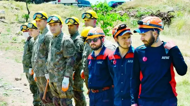 Sivil ayağın ağır basacağı, askeri görevlilerin de yer alacağı bir yapı üzerinde duruluyor.