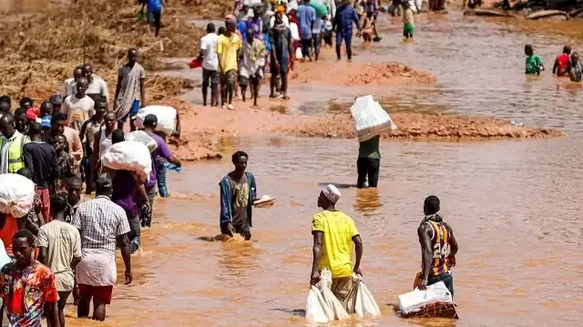 Mali'de yağış sezonu haziranda başlıyor ve ekime kadar sürüyor.
