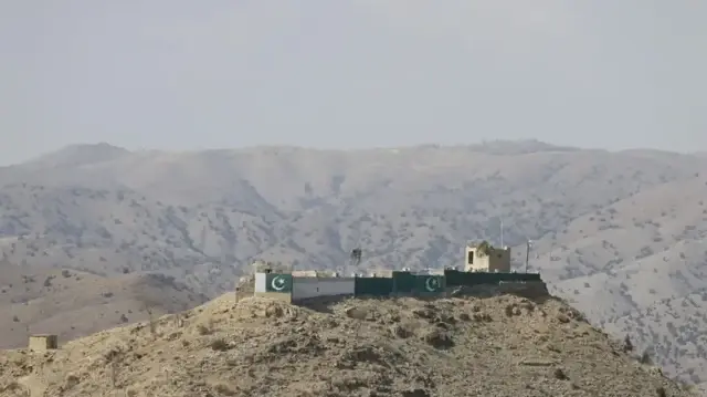 Afghanistan Reports 9 Soldiers Killed in Border Clashes with Pakistan