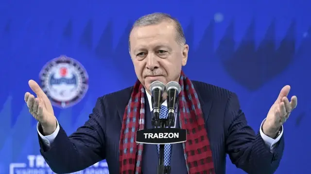 أردوغان: شاحنات المساعدات التركية بدأت الوصول إلى غزة 