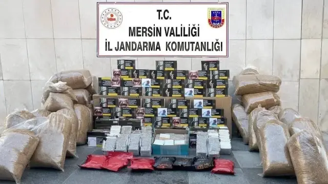 Çok miktarda kaçak tütün ürünü ele geçirildi.