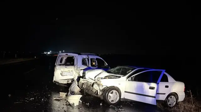 Yaralılar, ambulanslarla Siverek Devlet Hastanesi'ne kaldırıldı.