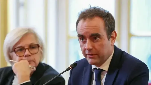 Le 9 octobre 2025, Israël et le Hamas ont conclu un accord de cessez-le-feu à Gaza afin de libérer les otages encore en vie, marquant ainsi une étape importante vers la fin d'une guerre qui a fait des dizaines de milliers de morts et provoqué une catastrophe humanitaire.