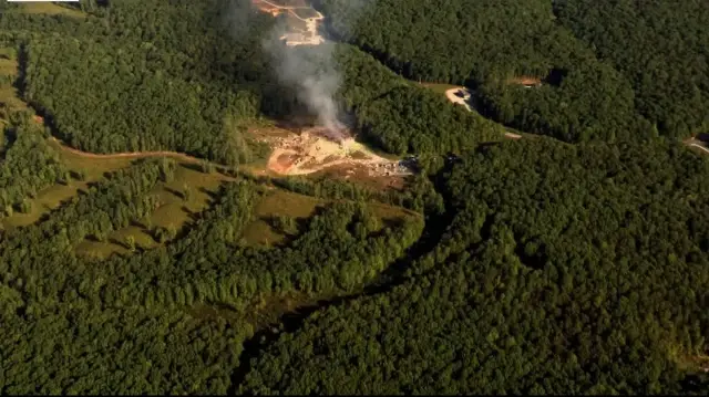 L’explosion survenue dans une usine d’explosifs militaires et industriels à Bucksnort, dans le sud des États-Unis, a fait 16 morts. Les autorités poursuivent l’enquête pour déterminer l’origine du drame.