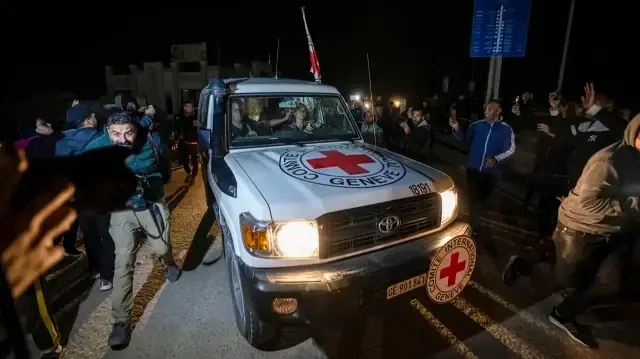 قوات الاحتلال تفرج عن 1968 أسيرا فلسطينيا بينهم 250 محكومين بالمؤبد