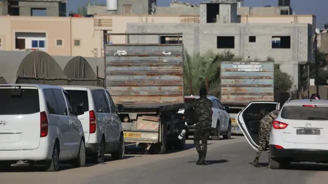 Le Hamas a remis les sept premiers des vingt otages israéliens survivants aux représentants de la Croix-Rouge à Gaza, a rapporté la radio publique israélienne le 13 octobre.