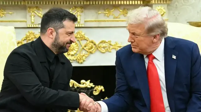 Президент Украины Владимир Зеленский и президент США Дональд Трамп, 18 августа 2025 года.