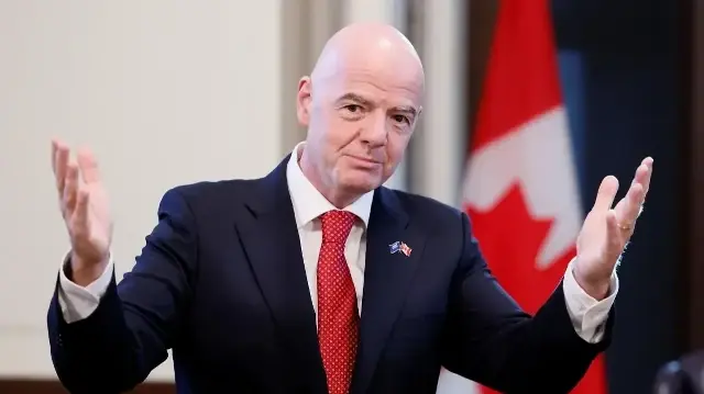 Президент ФИФА пообещал восстановить футбольную инфраструктуру в Газе.