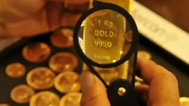Gold Surpasses $4,200 as Fed Rate Cut Expectations Intensify