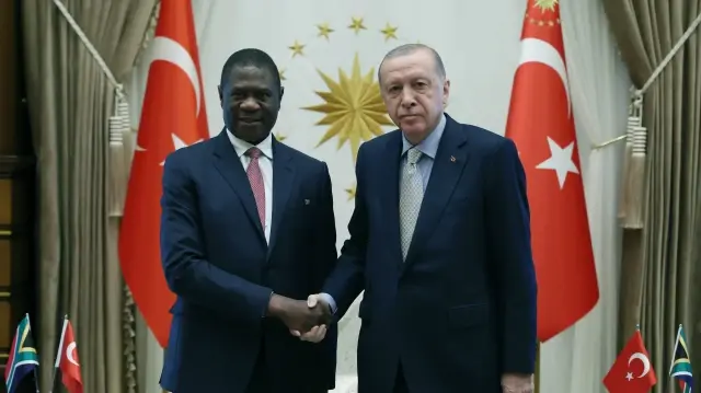 أردوغان يستقبل نائب رئيس جنوب إفريقيا في أنقرة
