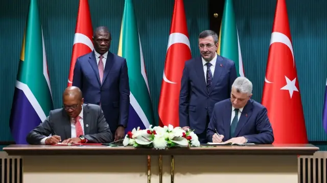 تركيا وجنوب إفريقيا توقعان عددا من الاتفاقيات ومذكرات التفاهم