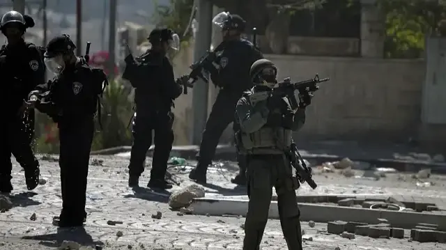 الضفة.. إصابة فلسطينييْن اثنين في اعتداءات لمستوطنين إسرائيليين