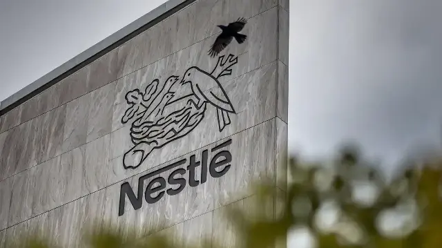 Le géant suisse de l’agroalimentaire prévoit d’économiser 1 milliard de francs suisses par an grâce à une vaste restructuration visant à accroître son efficacité opérationnelle.