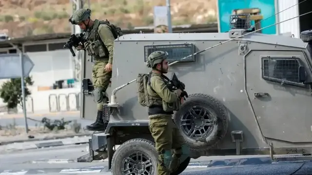 جيش الاحتلال الإسرائيلي يعتقل 24 فلسطينيا في الضفة