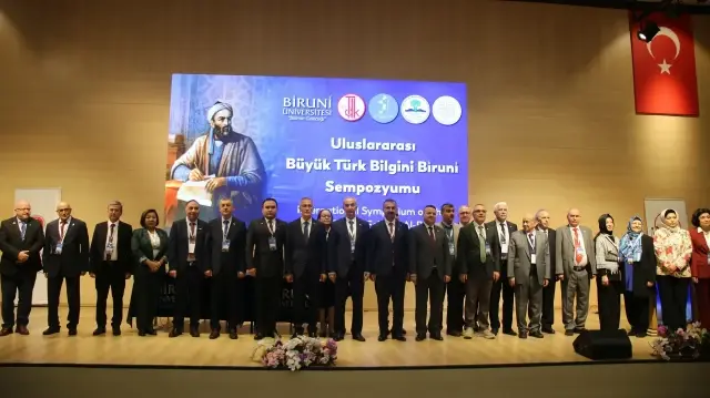 “Amerika’dan Hollanda’ya, Özbekistan’dan Azerbaycan’a bilim insanları var”