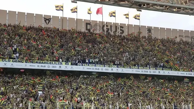 Fenerbahçe'de yeni çıkan kombineler de tükendi.