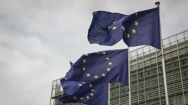 Еврокомиссия рассчитывает выделить Киеву еще 25 млрд евро.