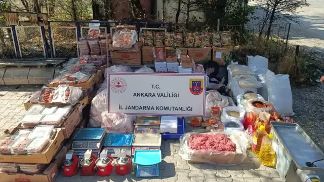 Ankara'da 1 ton 200 kilo bozuk et ve tavuk ele geçirildi