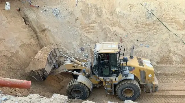 Après le cessez-le-feu conclu avec Israël, le Hamas a déclaré que, dans le cadre des opérations menées pour récupérer les corps des otages morts dans les tunnels souterrains à la suite des attaques israéliennes, il n'avait pas pu se procurer l'équipement nécessaire aux travaux d'excavation et qu'Israël en était responsable.