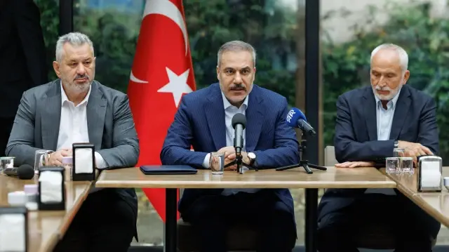 فيدان يلتقي ممثلي منظمات تقدم مساعدات إلى فلسطين