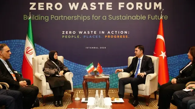 Bakan Kurum "Sıfır Atık Forumu" kapsamında ikili görüşmelerde bulundu