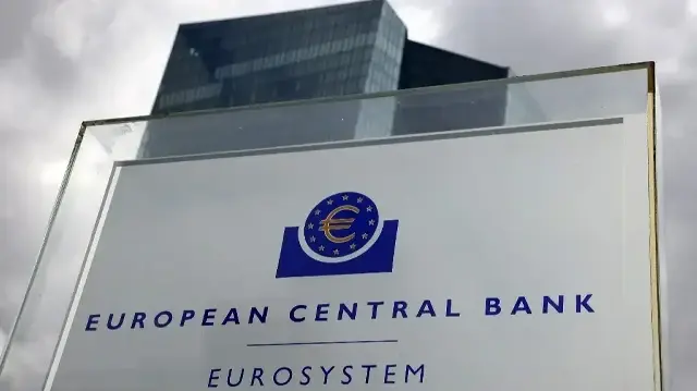 La Banque centrale européenne (BCE) photographiée avant une conférence de presse à l'issue de la réunion du conseil des gouverneurs de la BCE à Francfort-sur-le-Main, en Allemagne, le 11 septembre 2025.