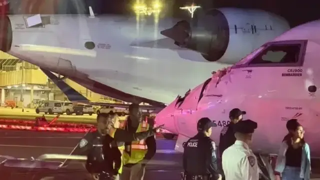 Столкновение самолетов в Нью-Йорке