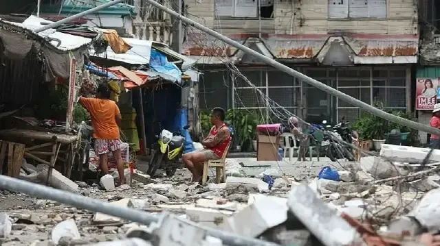 Death toll from 6.9 magnitude earthquake in Phillipines jumps to 72 as aftershocks continue
