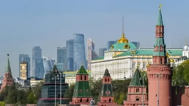 Russia bolstering its military while seeking diplomatic solution to Ukraine war: Kremlin