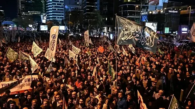 تركيا.. احتجاجات على اقتحام الاحتلال سفنا لأسطول الصمود